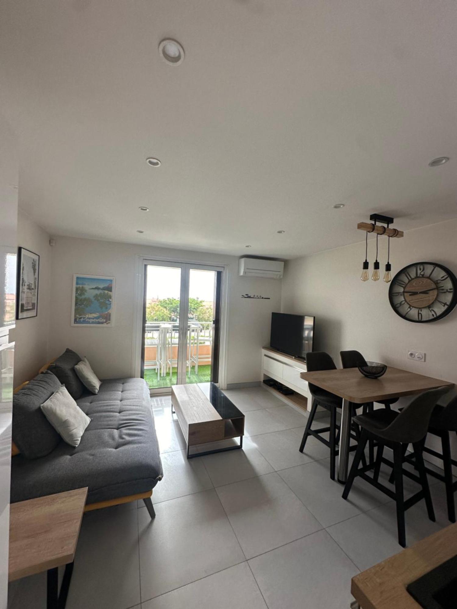 T2 Hyeres La Bergerie Vue Mer 50 M De La Plage Zewnętrze zdjęcie